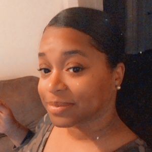 Meet your Posher, Renata